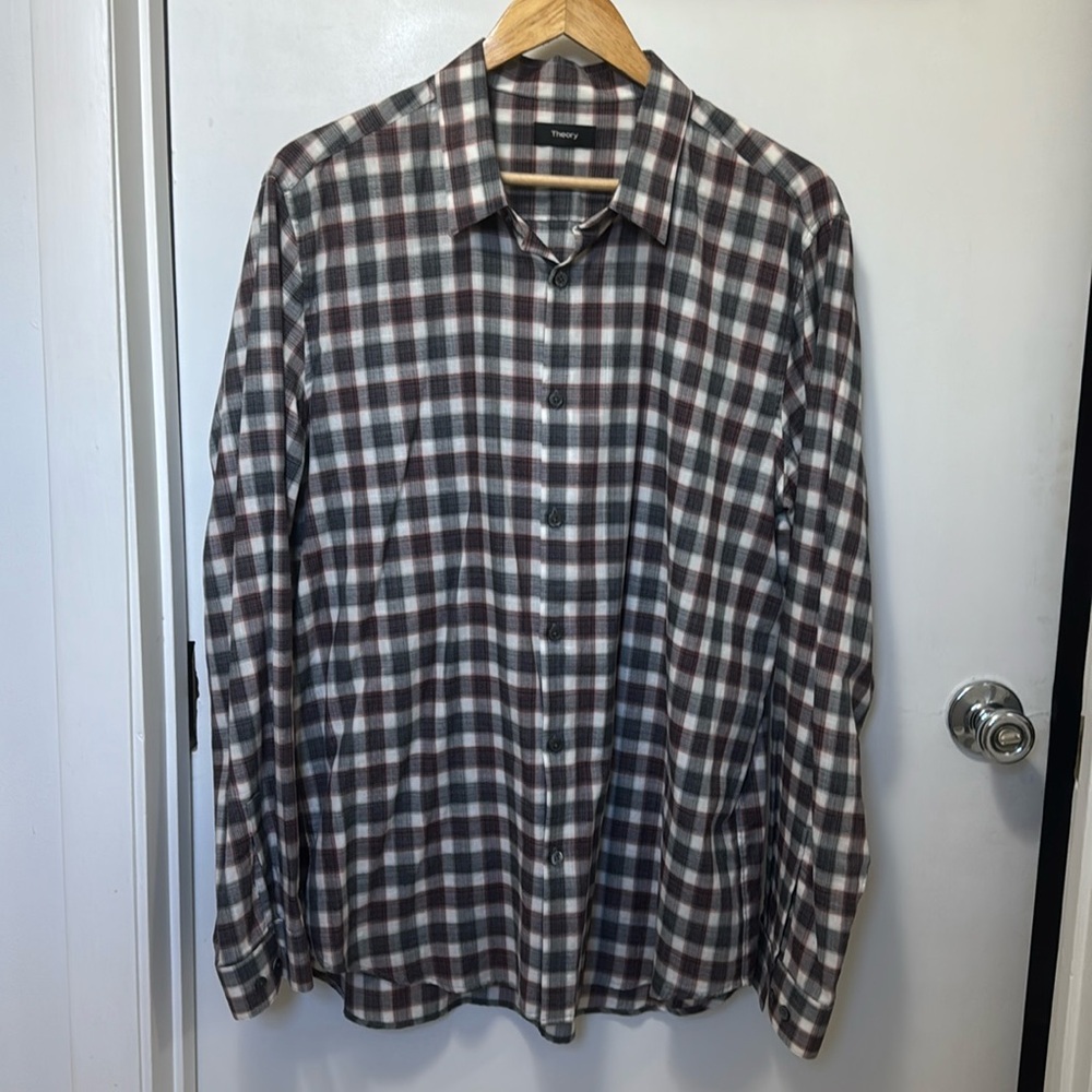 Men’s XL Theory Button down